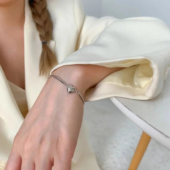 925 Sterling Silver Heart Bangle Cuff Bracelet Dainty Minimalist Heart Cuff - Picture 3 of 8